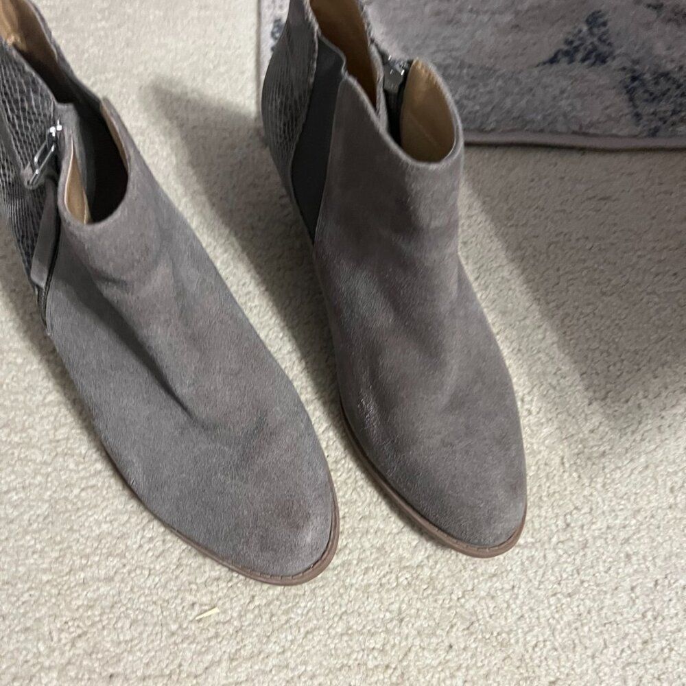 Vionic boots size 10 - Picture 2 of 14